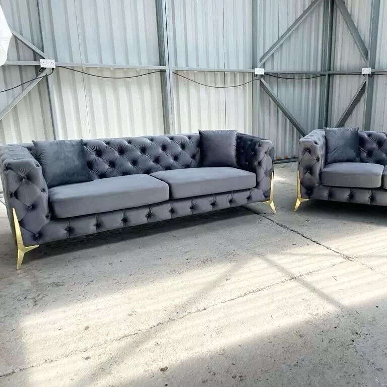 Bespoke Italian Chesterfield Velvet Sofa – Luxurious Handmade Elegance